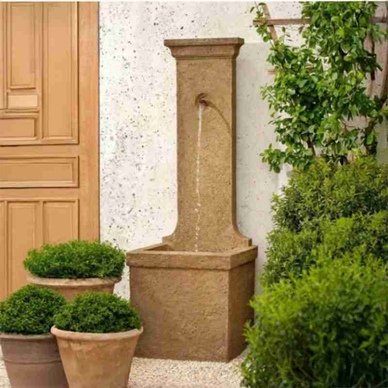 Campania Relais Fountain