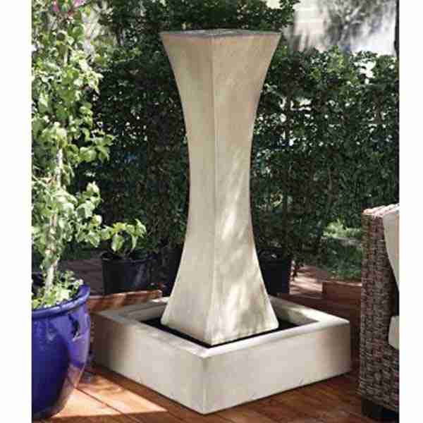 Gist Large I Garden Fountain