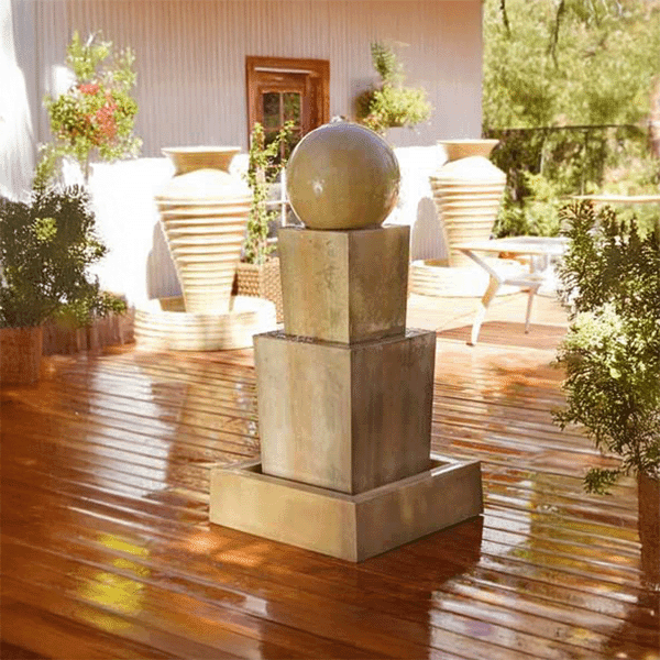 Gist Double Obtuse Fountain with Ball