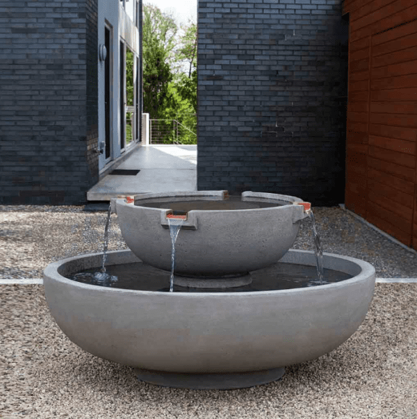 Campania Del Rey Fountain